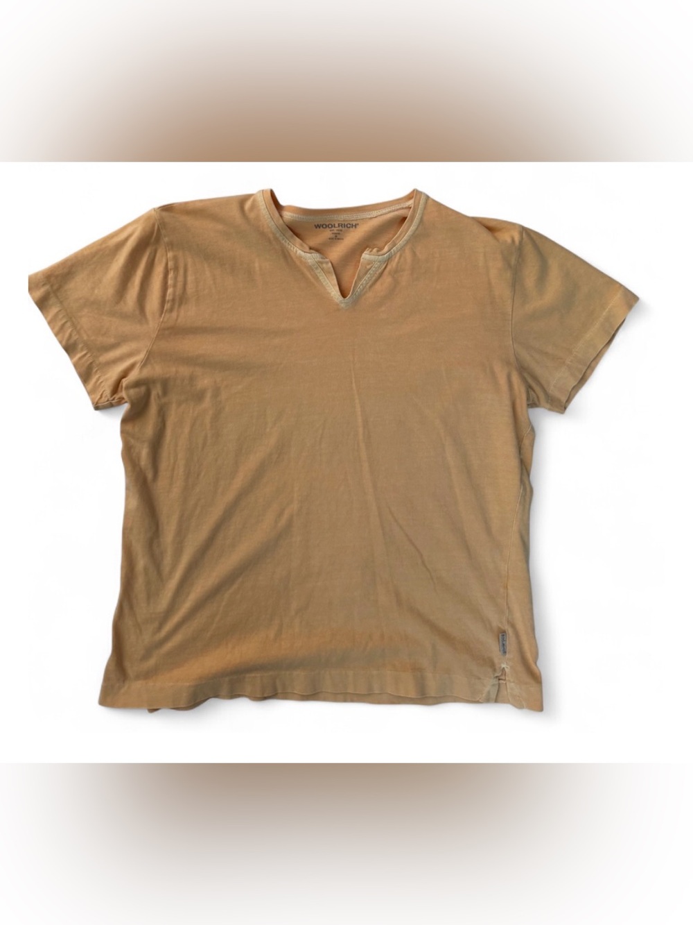 Woolrich V-Neck T‑Shirt in Mineral Wash Orange